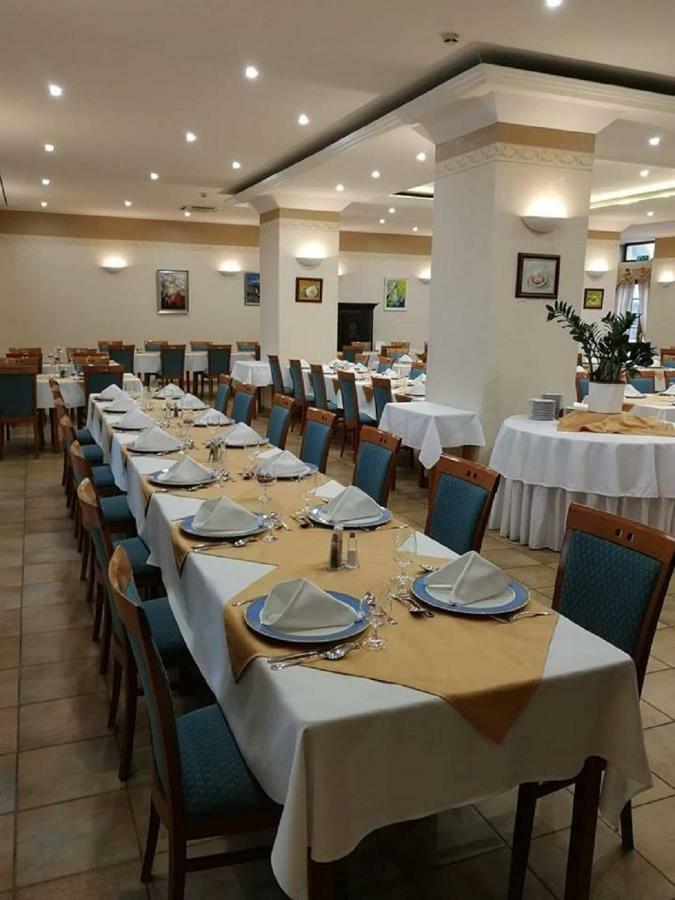 Hasik Hotel Magyarpolány المظهر الخارجي الصورة