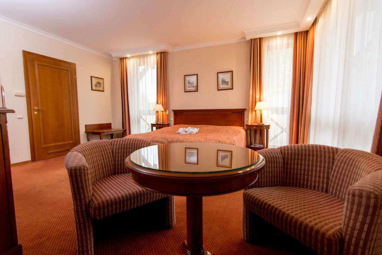 Hasik Hotel Magyarpolány المظهر الخارجي الصورة